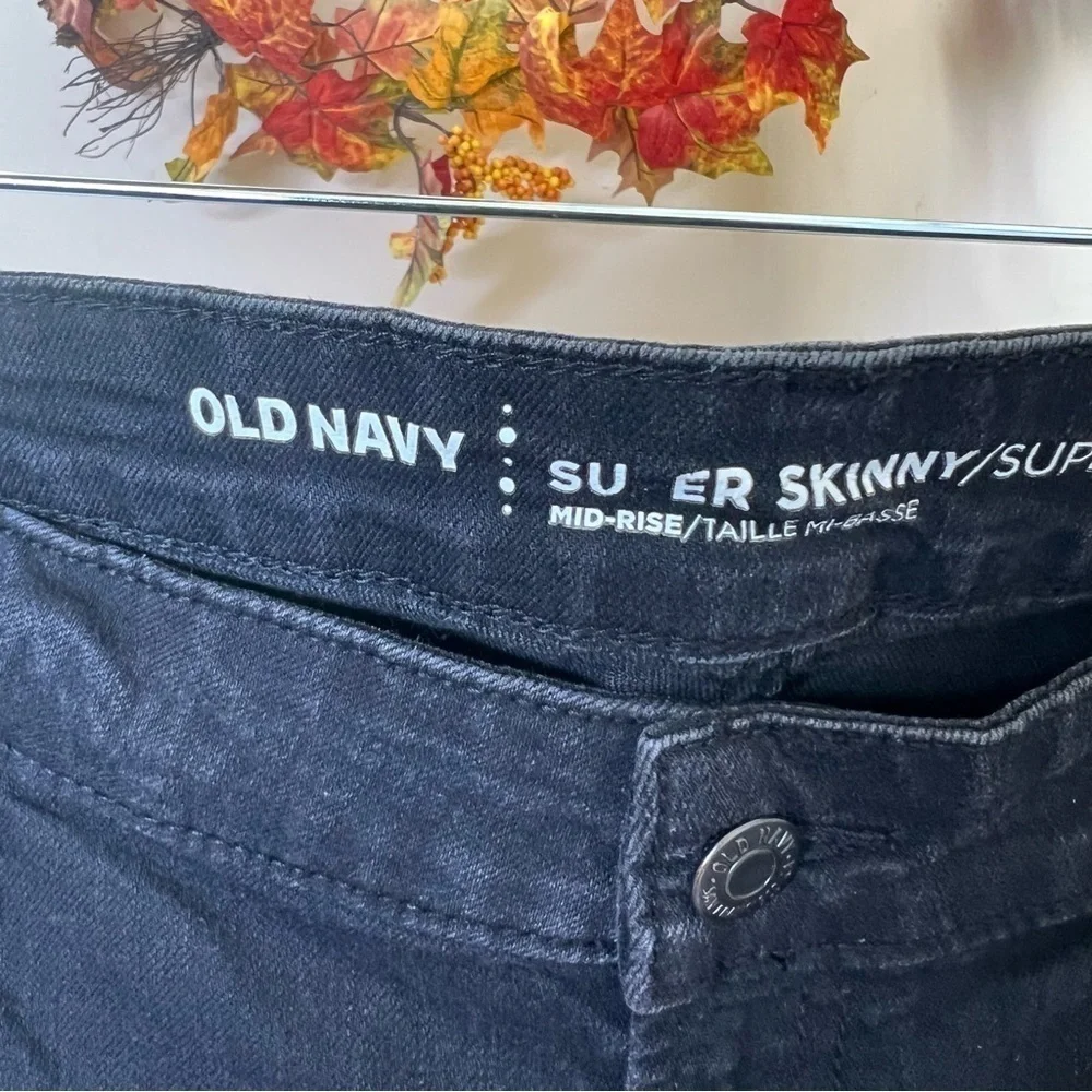 OLD NAVY Black Super Skinny Jeans